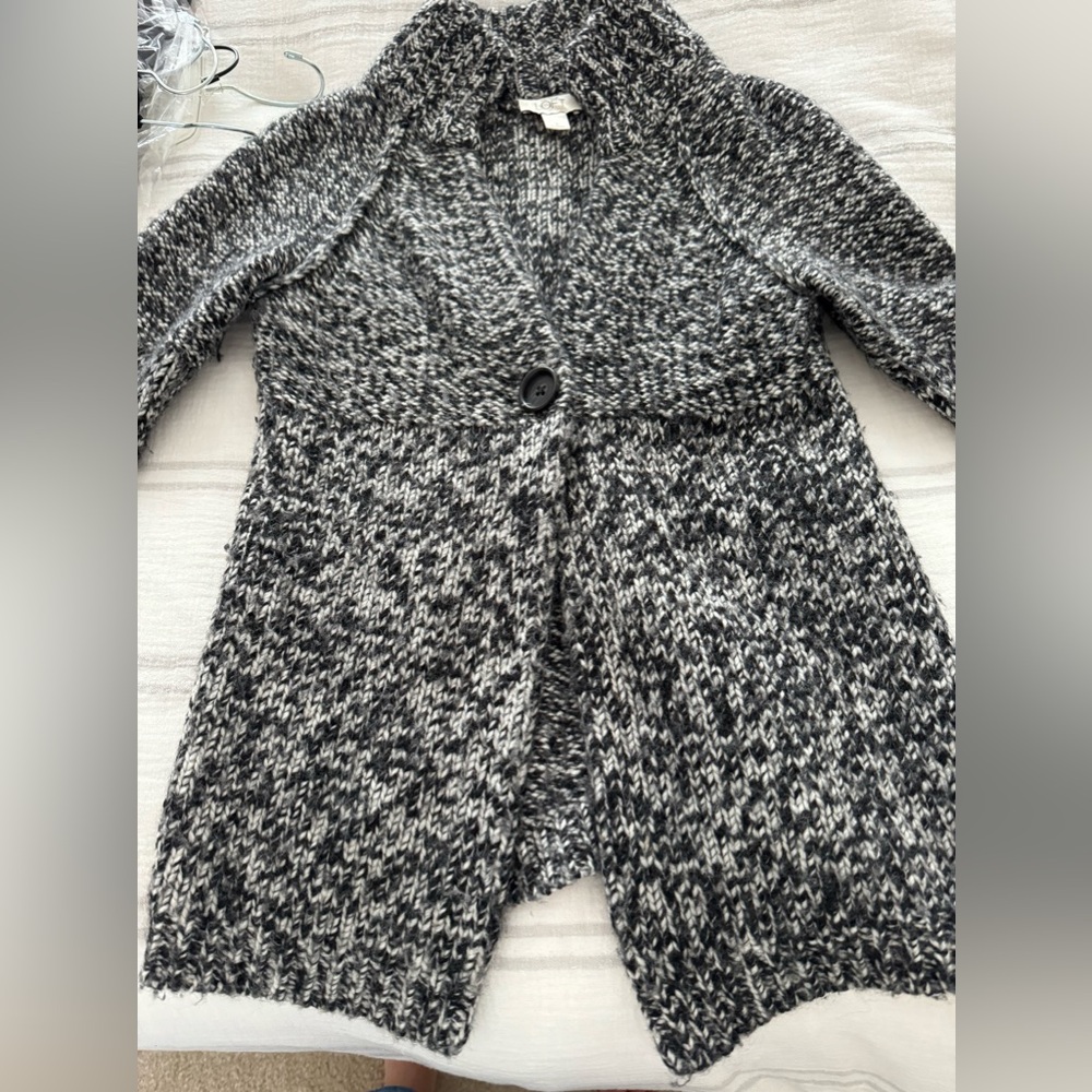 Loft, 1 button sweater